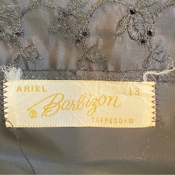 Vintage 1950s Slip Dress Black Lace Eyelet Barbizon Pinup lingerie Size 13 - Picture 5 of 10